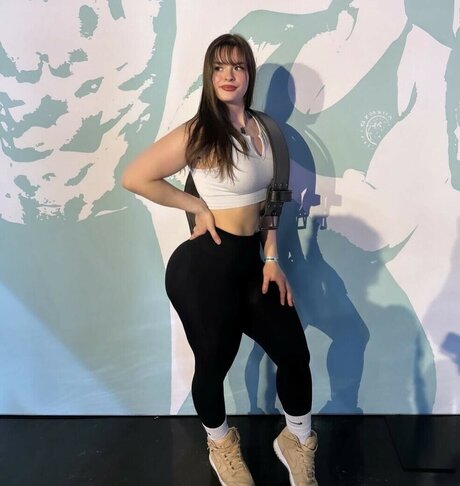 constant growth_ star du porno exclusive photo