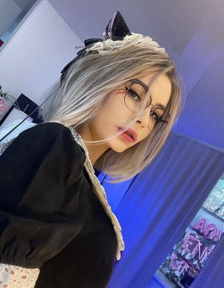 GloriaMatvien actriz de arte imagen