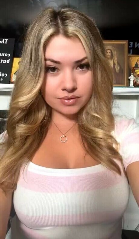 Natalie Winters estrella exclusiva imagen