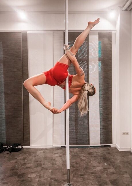 Nele mbt model perfect photo