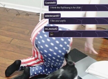 MegalodonVT estrella porno perfecta foto