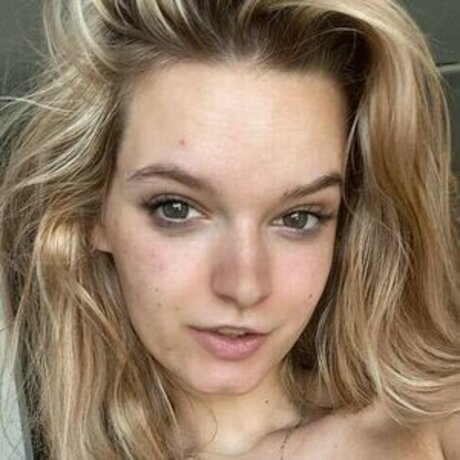 Curvyleila free model archive