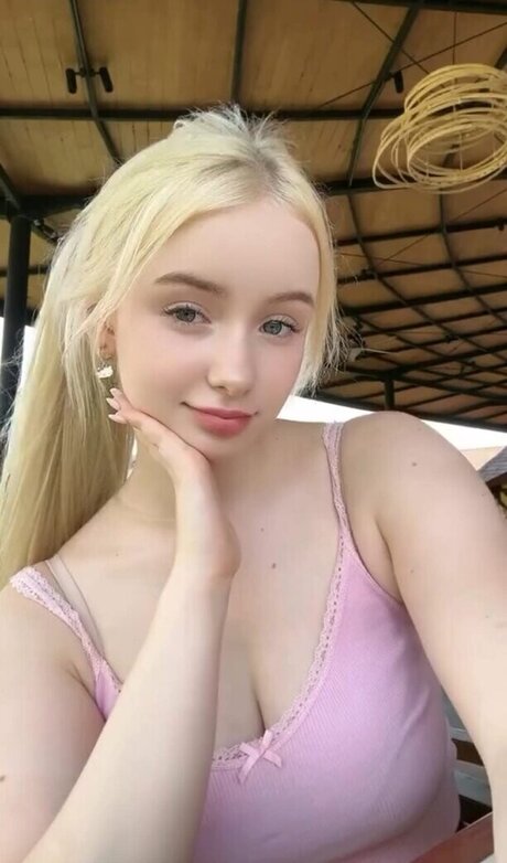 Dasha Gartman hd pornstar image