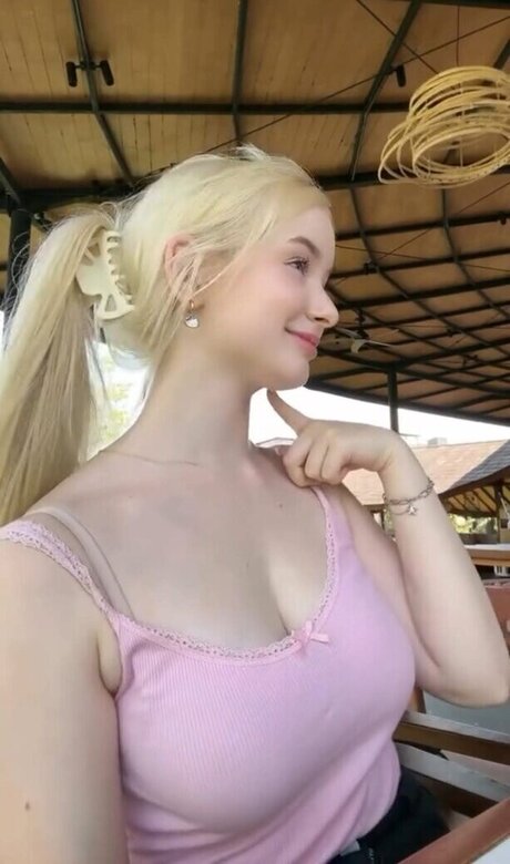 blonde strip onlyfans hot nude pictures
