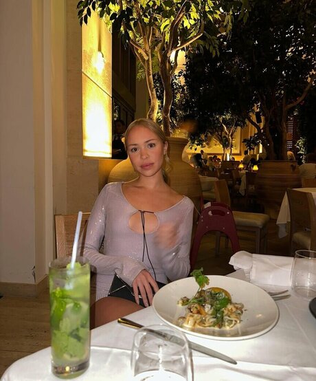 Agnessa Kosogon sexo modelo recopilación