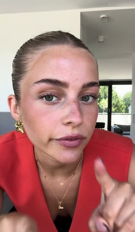 Lea Breuer modelo de alta definición recopilación