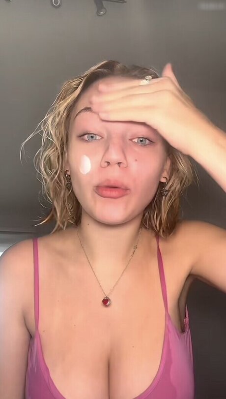 Leni Bahr estrella porno bonita archivo