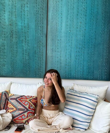 readingwithma modèle de haute qualité image