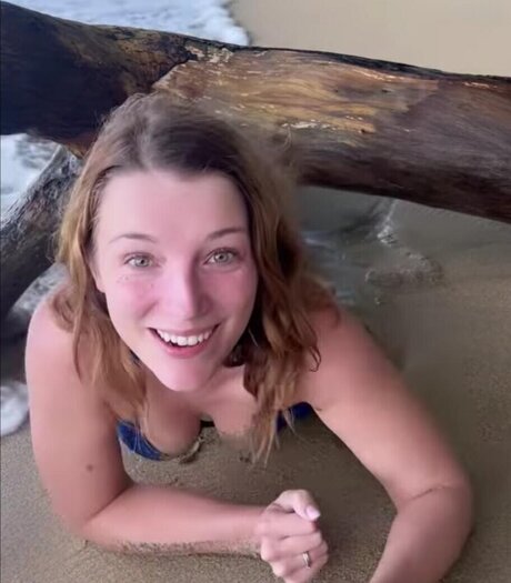 Iris Mareike Steen estrella caliente imagen