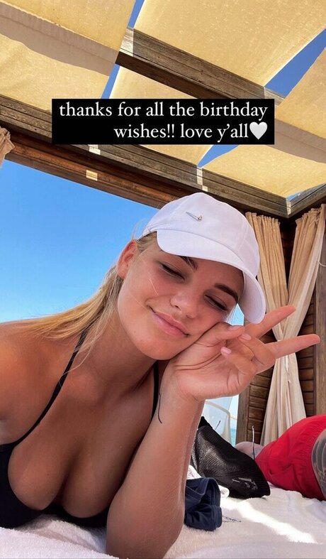 Maxime Ocasek star du porno gratuite photos