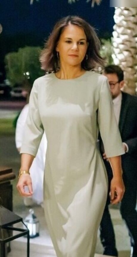 Annalena Baerbock star du porno exclusive des photos