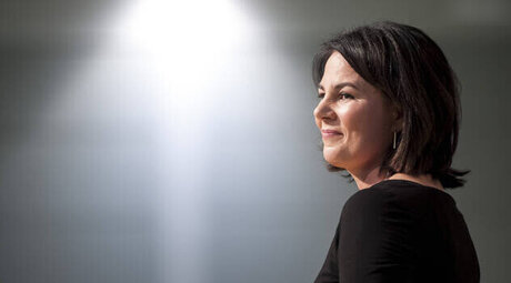 Annalena Baerbock modelo libre foto