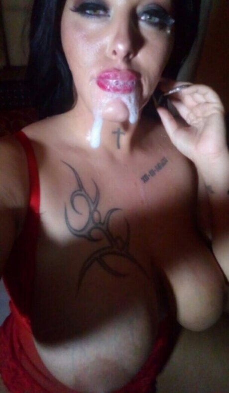 Ashley Cumstar estrella porno caliente archivo