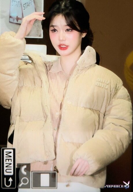 Jang Won young estrella desnuda imagen