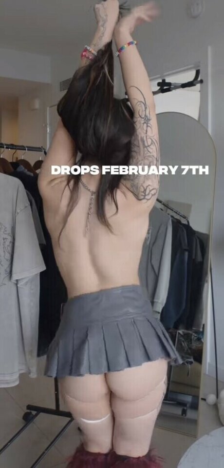 Wavy Brin actriz adulta foto