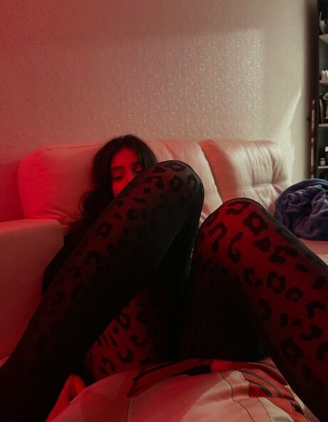 pizzahubbbb model naked photos