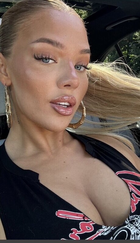 Elaine Victoria belle actrice photo