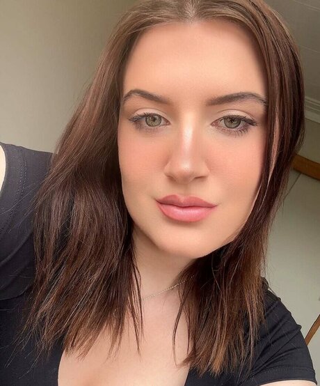 sophoalicexo art modèle des photos