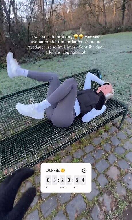 Lina D ren estrella porno atractiva imagen