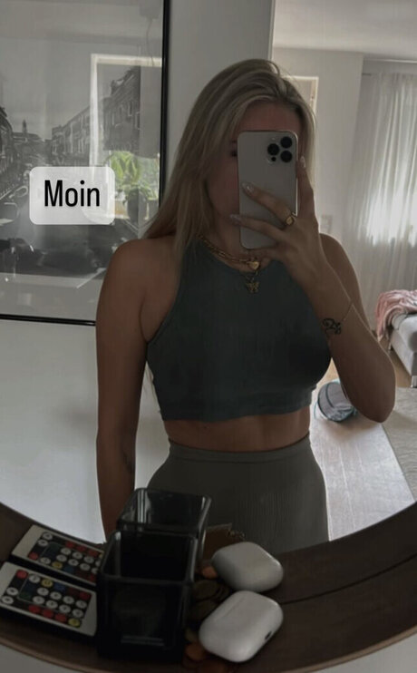 sex milf onlyfans hot naked image
