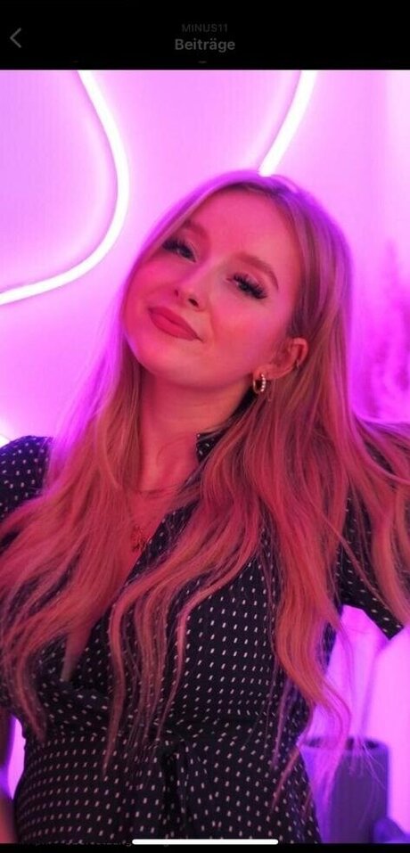 MinusElf pornstar hd pic