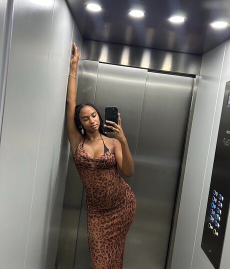 Shaggy Baggy estrella porno de alta calidad imágenes