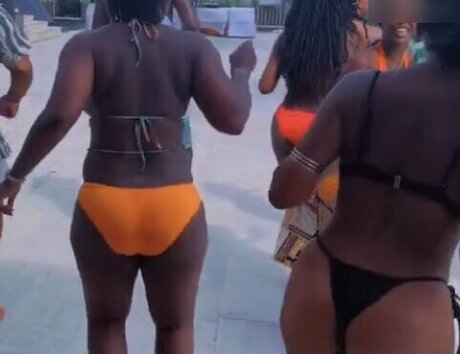 Shaggy Baggy estrella caliente fotos