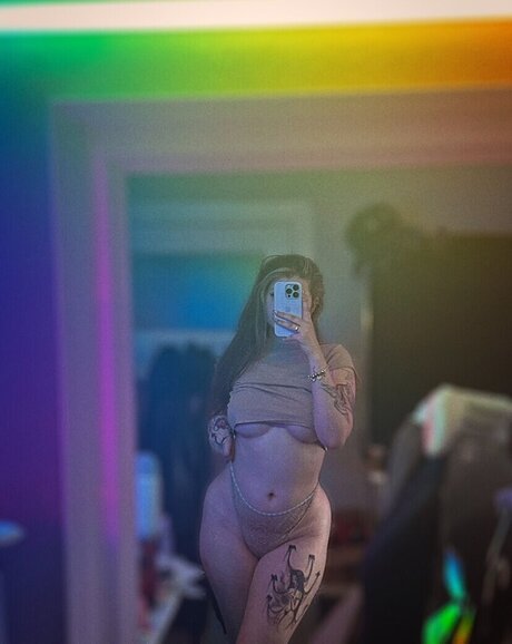 Feneliactx modèle chaud img