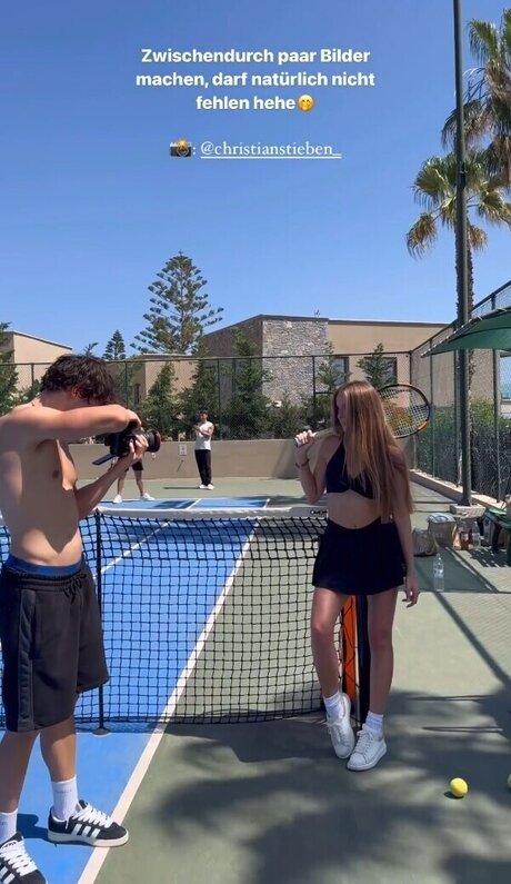 Lea Katharina Maria Miniatura