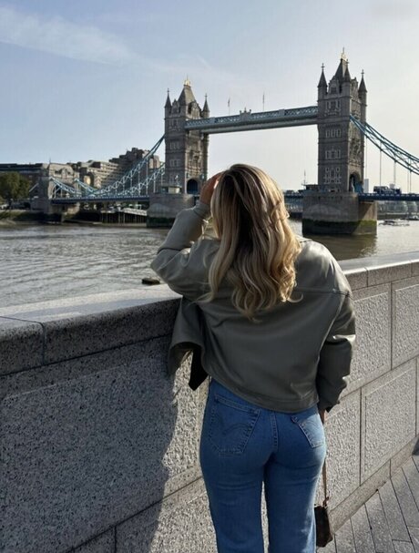 Alina Wachinger actrice adulte des photos