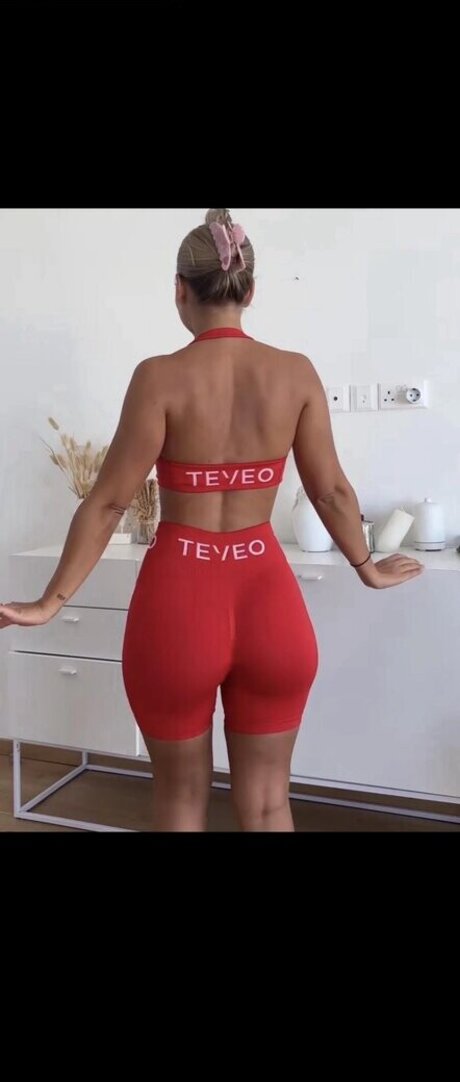 Alina Wachinger hermosa estrella porno archivo