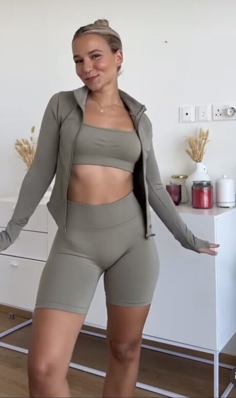 Alina Wachinger linda estrella recopilación