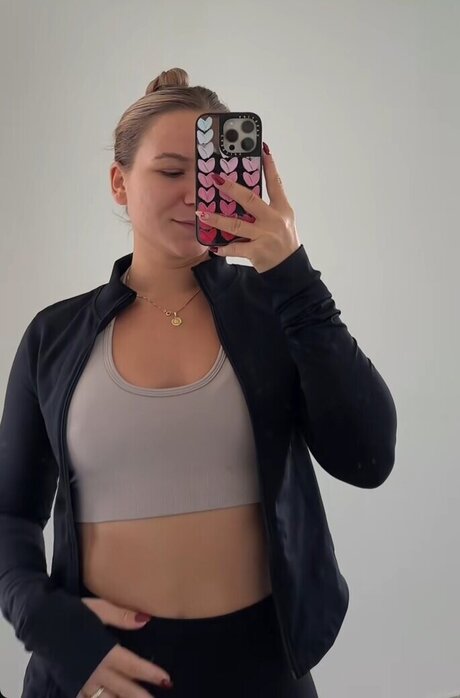 Alina Wachinger actriz galería