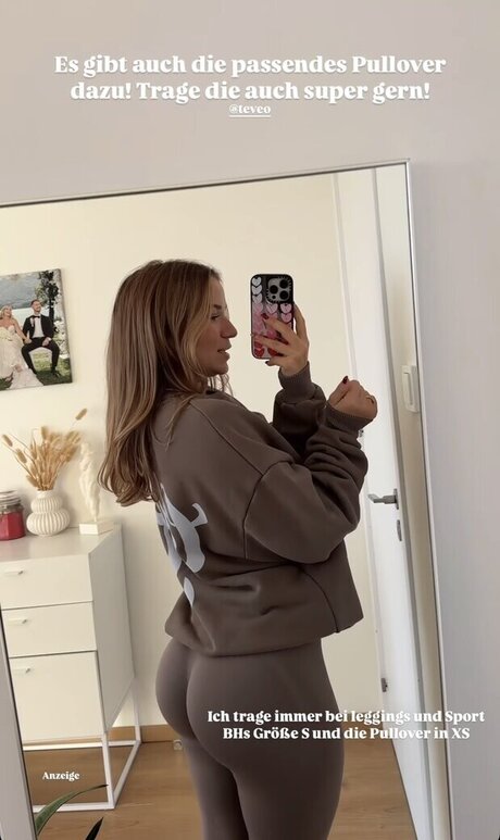 Alina Wachinger modèle nu image