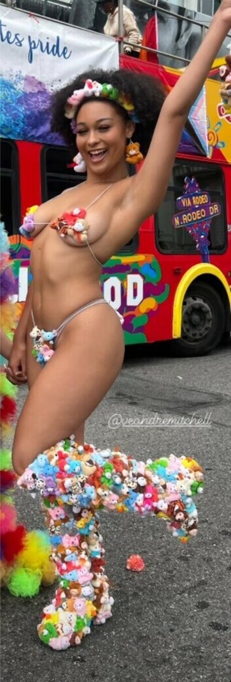 veondremitchell star nude archive