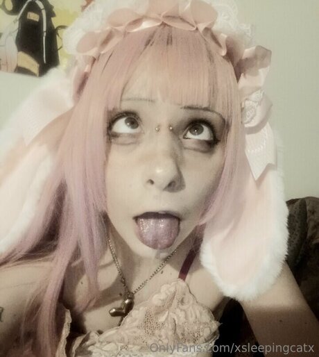 xsleepingcatx nudes actress images
