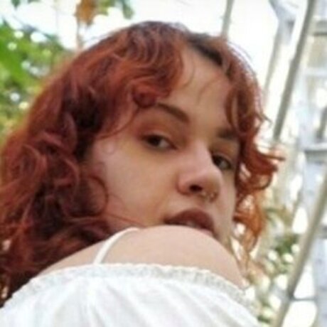 spelayaksenia actriz libre galerías