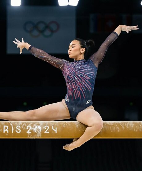 Suni Lee modèle pornographique des photos