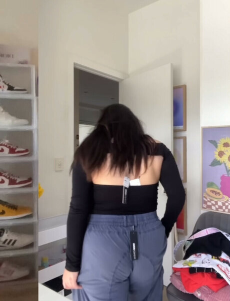 ASMR JADE modelo agradable imágenes