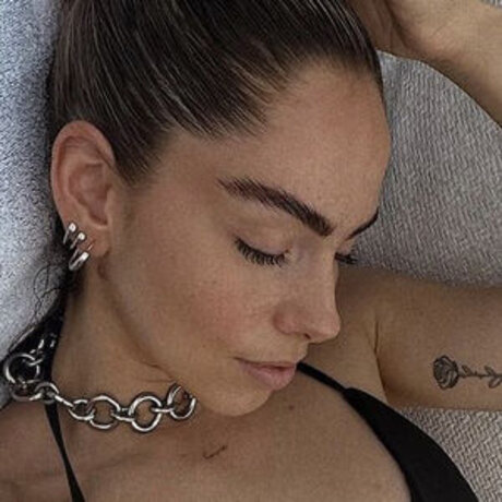 herstoryfeed star du porno gratuite image