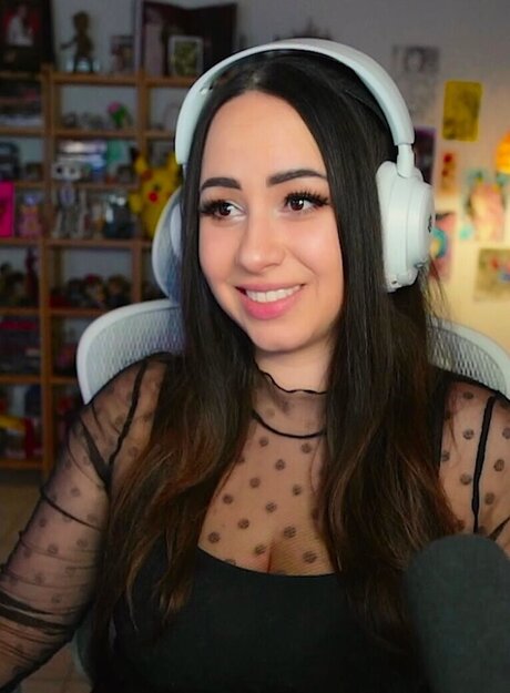 Bunnygirl buena actriz foto