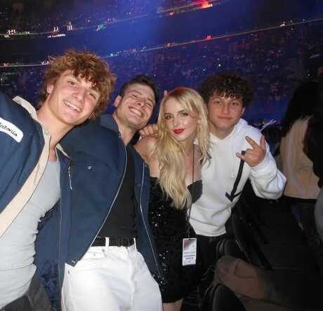 Mckenna Grace estrella xxx recopilación