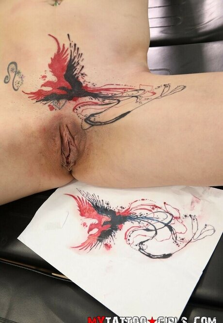 Leah Luv modèle exclusif image