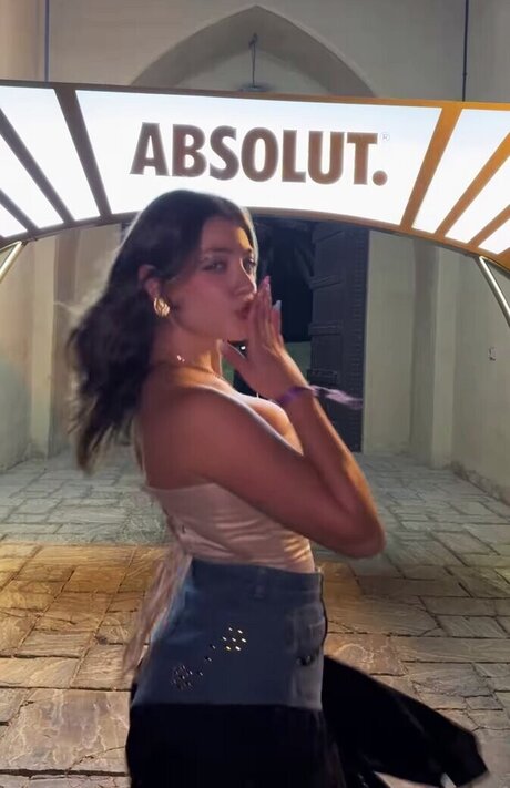 Leyla Afshonkar modelo atractivo fotos