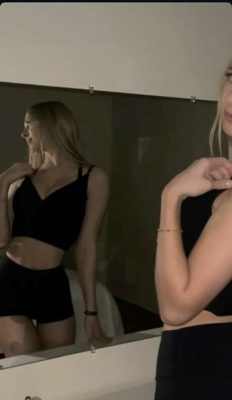 maya zrv actriz desnuda foto