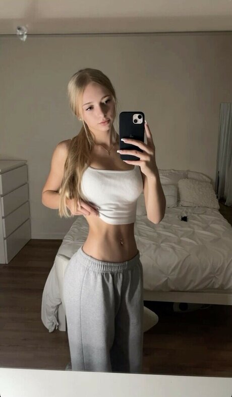 maya zrv hot model galleries