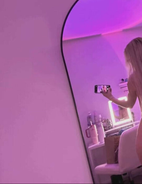 maya zrv actriz desnuda fotos