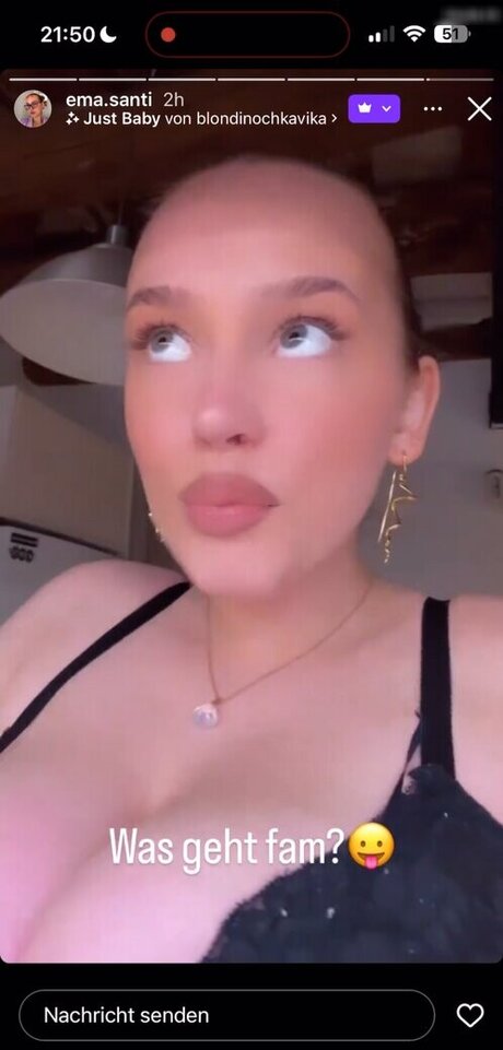 Dr Santi modelo atractivo galerías