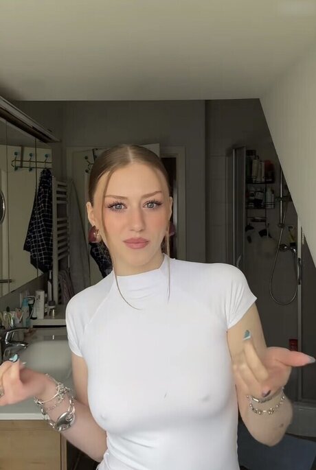 Yana Clare actriz xxx imágenes