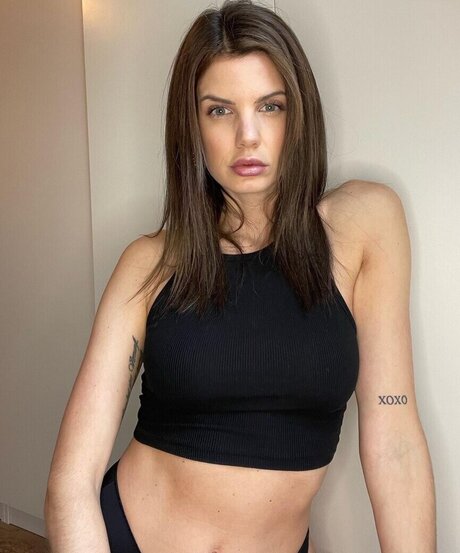 Simone Sevignani star du porno sympa collection